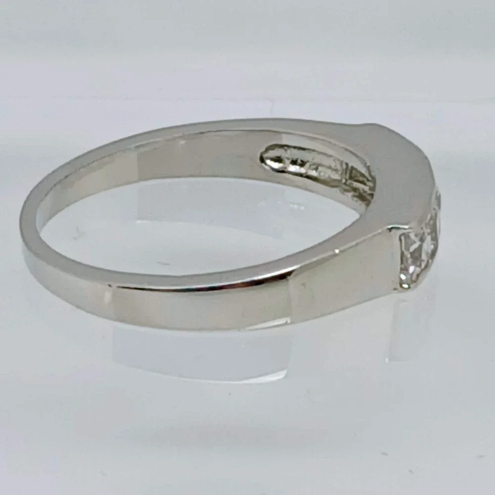 Silver Tone Princess Cut 5 Stone Channel Set Cubic Zirconia Band Ring Size 9